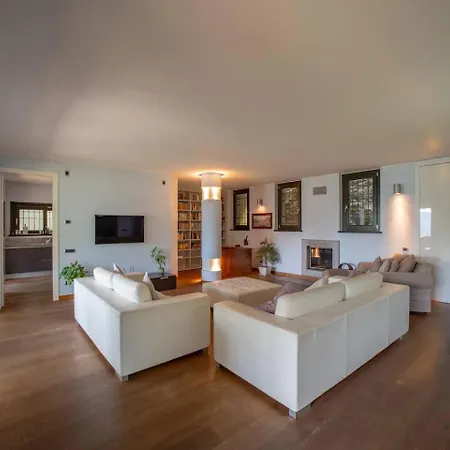 Lejlighed Stunning Lake Views *